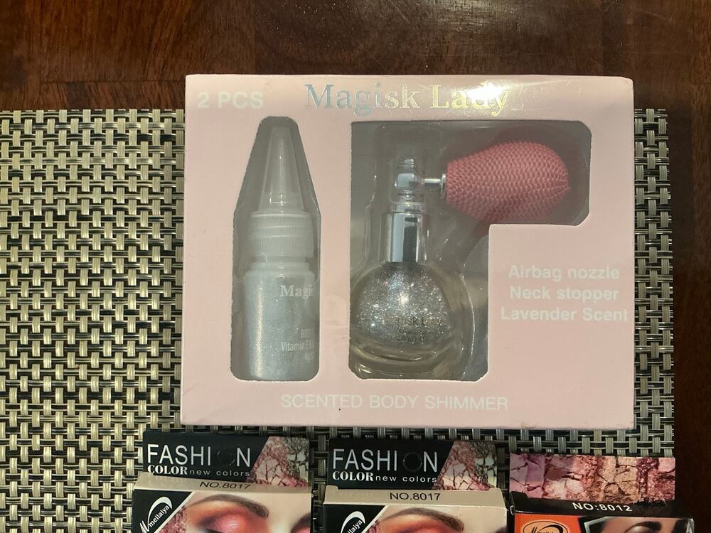 New Makeup & Skincare Bundle – Eyeshadow Palettes & Gift Set